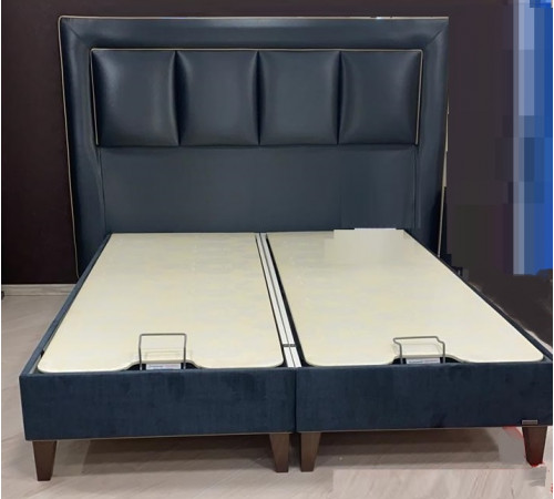 Двуспальная кровать Carlino