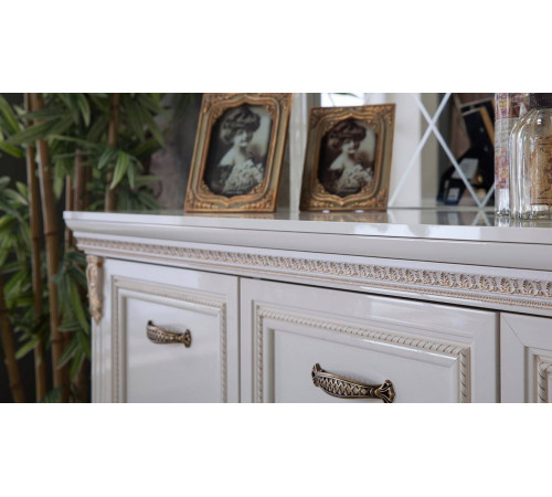 Буфет в гостиную Карат KART-10 