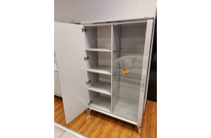 Двухдверная витрина для посуды Лоретто (Loretto) LORET-13 Двухдверная витрина для посуды Лоретто (Loretto) LORET-13