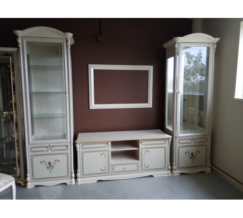 Тумба под телевизор Роза (беж)